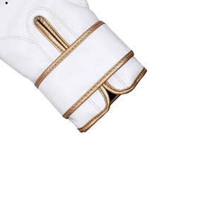 Gants de boxe professionnels de haute qualité pour l'entraînement MMA, en PU, avec logo personnalisé, respirants et anti-humidité, pour la protection des mains. - Product Image 5