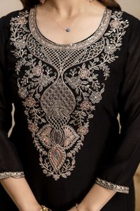 Conjunto de Kurta y Pantalón Bordado Negro para Mujer, Traje Étnico Tradicional, Trabajo con Hilos de Primera Calidad, Ropa para Festivales, Conjunto de Dos Piezas de Diseñador - Product Image 2