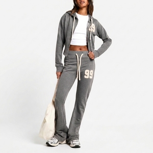 Ensemble de survêtement décontracté pour femmes grande taille, écologique et de haute qualité, avec sweat à capuche zippé, en molleton de coton léger, coupe-vent et anti-UV - Product Image 1