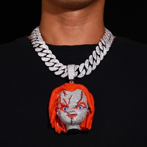Pendentif Chucky en émail micro-pavé, breloques visage Chucky glacées, bijoux de déclaration bling-bling pour rappeurs hip-hop, pour cadeaux d'Halloween - Product Image 5