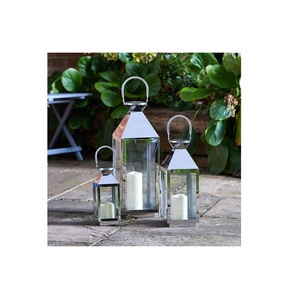 Lanterne en métal forgé artisanal, conçue pour la décoration du Ramadan, les célébrations festives et les magnifiques effets d'éclairage d'ambiance - Product Image 6