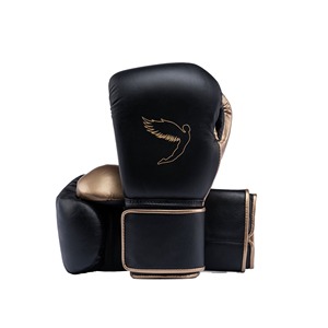Fabrication en usine de gants de boxe noirs sur mesure, 100% cuir véritable, gants de boxe professionnels pour la pratique du punching. - Product Image 1