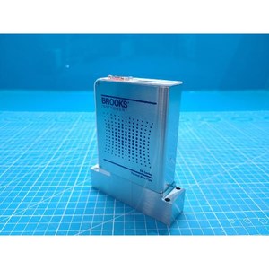 บรูคส์ GF125C-109987 GF125CXXC N2 1000SCCM ควบคุมการไหลของมวลที่ใช้เป็นชิ้นส่วนอุปกรณ์เซมิคอนดักเตอร์รุ่นเก่า - Product Image 1