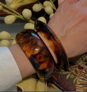Classic Style Resin Bangle Set In <b>Red</b> Black And Brown Marbled Design Unisex Girls special gift <b>Bracelets</b> At Best Price - Product Image 4