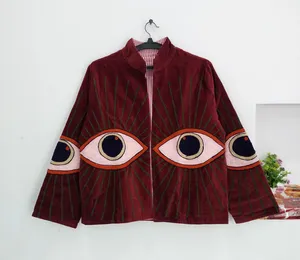Veste traditionnelle Suzani brodée à col montant pour femme, en velours de luxe, avec applique œil porte-bonheur, style bohème, vêtement d'extérieur tendance - Product Image 2
