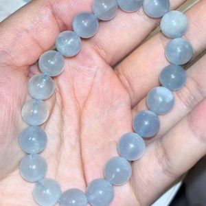 Bracelet en aquamarine bleu ciel naturel, bijou en cristal bleu apaisant, cadeau spirituel pour elle, style minimaliste - Product Image 2