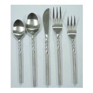 Ensemble de couverts en acier inoxydable poli miroir de style traditionnel à 4 pièces, couteau, cuillère, fourchette, décoration d'hôtel, vente en gros - Product Image 2