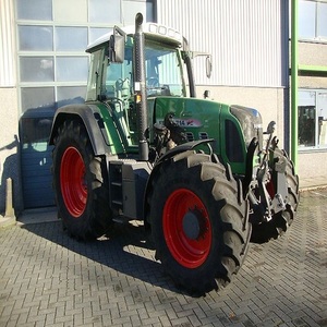Descubra el potente rendimiento del motor y la comodidad ergonómica del tractor Fendt 714 Vario, diseñado para la agricultura exigente. - Product Image 6