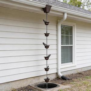 Chaînes de pluie décoratives au design Oiseau et Seau pour jardin, maison, patio – Élégantes chaînes de drainage et d'art aquatique suspendues - Product Image 2