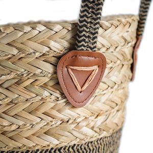 Panier de rangement tissé naturel avec poignées, panier de rangement fait main, vente en gros, écologique, fabriqué au Vietnam - Product Image 3