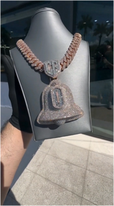 Pendentif cloche personnalisé avec lettres, entièrement serti de moissanites VVS, en argent sterling 925, bijoux personnalisés - Product Image 4