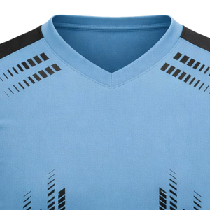 Camiseta de fútbol para hombre, azul claro y negra, con bloques de color, manga corta, cuello redondo, poliéster que absorbe la humedad, ropa deportiva - Product Image 4