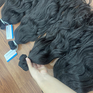 Proveedor de Cabello Natural, Cabello Ondulado Natural en Trama, Paquetes de Cabello Natural Doblemente Tramado, Color Negro Natural - Product Image 1