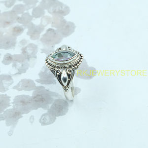 Anillo de Plata de Ley 925 con Cuarzo Místico, Corte Marquesa, Topacio Místico Arcoíris, Anillo Hecho a Mano, Diseño Vintage, Anillo de Diseñador para Mujer - Product Image 6