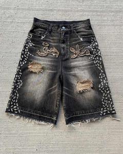 Pantalones Cortos de Mezclilla Baggy para Hombre con Bordado Personalizado de Verano, Apliques de Pedrería, Estilo Streetwear Desgastado y Lavado Ácido - Product Image 1