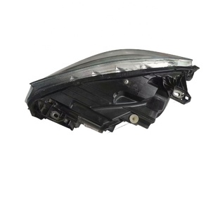 ไฟหน้าซ้าย+ขวาสีแดงสำหรับรถยนต์เมอร์เซเดสเบนซ์ เอ-คลาส W176 A180 A200 A45 AMG อุปกรณ์ตกแต่งสำหรับรถยนต์เมอร์เซเดส เอ-คลาส - Product Image 4