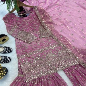Conjunto de Kurta Sharara de Seda para Mujer VASTRA COTTAGE con Dupatta, Bordado de Lentejuelas, Traje Étnico para Fiesta - Product Image 2