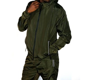 Ensemble survêtement coupe-vent décontracté à capuche avec logo personnalisé, veste légère imperméable et pantalon de jogging pour hommes et femmes - Product Image 4
