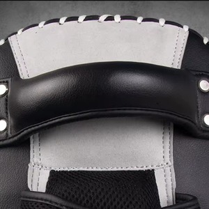Super Quality Custom Made <b>kick</b> <b>Shields</b> Wholesales Prices <b>Kick</b> Boxing Muay Thai Pads Made With Genuine Leather - Product Image 6