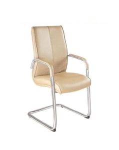 Chaise visiteur de bureau de direction moderne avec support de bras de dossier de siège rembourré en cuir beige avec une base en porte-à-faux chromée - Product Image 1