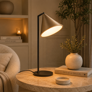 Lámpara de Mesa Metálica Summit Cone con Pantalla Geométrica, Elegante Construcción de Hierro, Iluminación de Tareas Enfocada, Acento Elegante para el Hogar - Product Image 1