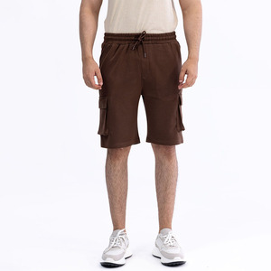 Pantalones Cortos Cargo Marrones para Hombre, Cintura Elástica con Cordón, Estilo Casual Urbano, Bolsillos Utilitarios, Cómodos para el Verano - Product Image 1
