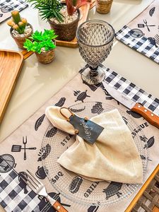 Anneau de serviette créatif en cuir style tablier, accessoire décoratif pour la mise en table, idéal pour les dîners romantiques et les réceptions de mariage - Product Image 3