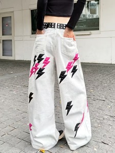 Jeans boyfriend confortables et décontractés pour femmes, denim déchiré et usé - Product Image 4