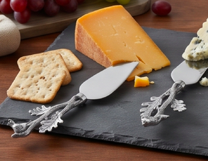 High Quality Mirror Finished Stainless Steel <b>Cheese</b> <b>Knife</b> <b>Set</b> With Elegant Leaf Pattern Handles Perfect For Home Kitchen Dining - Product Image 5