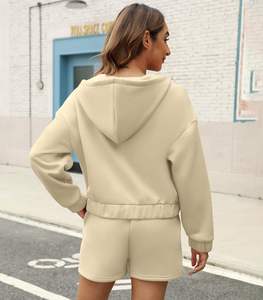 Ensemble 2 pièces streetwear sport pour femme, haut et short, motif uni, 100 % coton molletonné, respirant, anti-boulochage, coupe classique, toutes tailles - Product Image 2