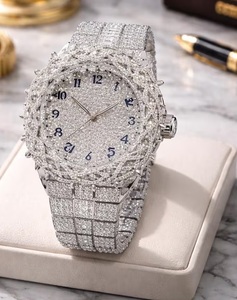 Reloj con bisel de púas con incrustaciones de moissanita, estilo hip hop, de lujo, con diamantes, llamativo - Product Image 1
