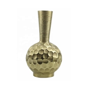 Florero de forma ovalada Rectangular de aluminio dorado hecho a mano, mesa de salón, exquisita decoración del hogar, florero de acento - Product Image 2