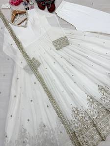 Nuevo Vestido Largo de Fiesta para Mujer, Sin Arrugas, de Faux Georgette, con Bordado Intenso, Lentejuelas de 3mm y Dupatta - Product Image 3