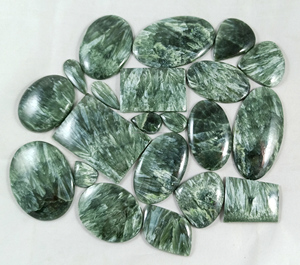 Radha Arts - Cabochon en Séraphinite Verte Naturelle Lisse, Pierre Précieuse en Vrac, 20-35mm, pour Fabrication de Bijoux Faits Main, Fournitures DIY - Product Image 6