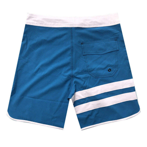 Nouveaux shorts de combat MMA unisexes personnalisés, vente en gros, extensibles, légers, respirants, séchage rapide, 100% polyester, imprimés par sublimation, haute qualité - Product Image 2