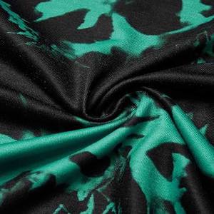 T-shirt élégant pour homme - Confortable et durable pour les modes de vie actifs, posté par Dress Sports - Product Image 5