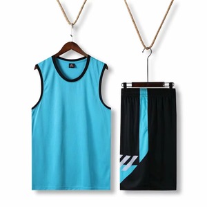 ชุดเสื้อบาสเก็ตบอลชาย เสื้อกล้ามแขนกุด สีดำ สีน้ำเงิน ผ้าตาข่าย ระบายอากาศได้ดี แห้งเร็ว ทรงปกติ ชุดกีฬาสำหรับผู้ใหญ่ - Product Image 1