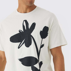 T-shirt à manches courtes pour homme avec logo personnalisé, en jersey de coton, col rond, coupe classique, impression sur le devant, design de lettres blanches, impression à l'écran - Product Image 5