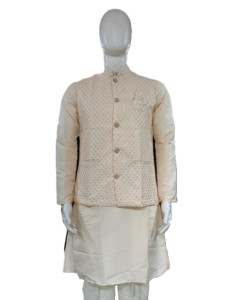 Ensemble de veste kurta pour homme en tissu de soie pure avec broderie et travail de sequins, kurta de créateur avec koti, idéal pour les fêtes royales. - Product Image 1