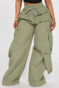 Pantalones de paracaídas de nailon de envío rápido con cordón, pierna ancha, estilo casual urbano para hombre - Product Image 2