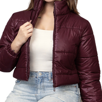 Blouson court matelassé zippé pour femme, léger et chaud, idéal pour l'hiver, personnalisable, style streetwear.
