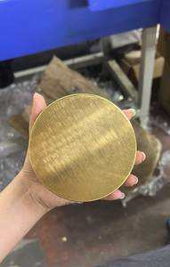 เชิงเทียนโลหะชุบทองทรงกลม ฝาปิดทองเหลือง สำหรับงานแต่งงาน ตกแต่งบ้าน - Product Image 1