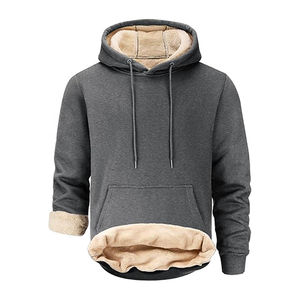 Sweat-shirt classique pour homme conçu pour un usage quotidien, au style épuré, coupe confortable et finition de tissu soyeuse. - Product Image 5