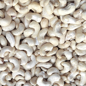 เม็ดมะม่วงหิมพานต์ดิบจากโรงงานที่เชื่อถือได้ WW180, WW240, WW320, LP, WS เม็ดมะม่วงหิมพานต์ออร์แกนิก บรรจุภัณฑ์แบบกำหนดเองได้ - Product Image 1