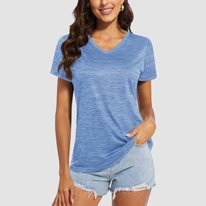 T-shirt pour femme, coupe carrée, léger, respirant, à séchage rapide, en polyester écologique, pour un look formel et actif. - Product Image 1