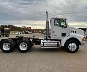 รถบรรทุกฟลีทซัพพลายมือสอง ปี 2020 รุ่น For-Sterling LT9513 Day Cab - รถบรรทุกหนัก เกียร์ธรรมดา 10 สปีด - รถบรรทุกดีเซลแบบ Day Cab สำหรับการขนส่ง - Product Image 2