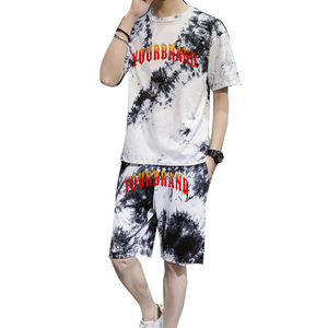 ชุดเสื้อยืดและกางเกงขาสั้นผ้าฝ้ายย้อมสีไทไดสำหรับผู้ชาย สวมใส่สบายในฤดูร้อน พร้อมโลโก้พิมพ์ด้านหน้าตามสั่ง ผ้าถักระบายอากาศได้ดี - Product Image 3