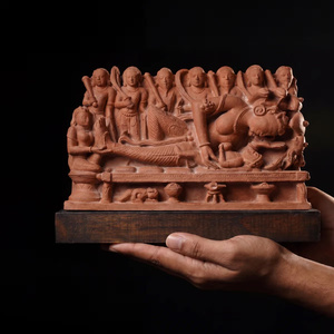 Sculpture de la naissance de Krishna |   Réplique d'art de temple hindou Janmashtami du Xe siècle, rare, provenant d'un musée - Product Image 3