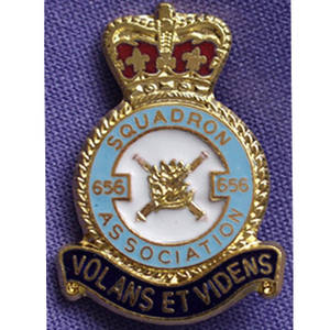 Botón de Metal Personalizado con Diseño de Corona, Botón de Níquel Dorado para Uniforme, Botón con Vástago para Blazer, Abrigo y Ropa Formal - Product Image 3