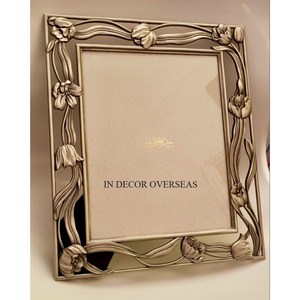 High Grade Gold Plated Premium Quality Metal Made Attractive Look <b>Designer</b> <b>Wall</b> Hanging Round Shape Photo <b>Frame</b> Home Decor - Product Image 5